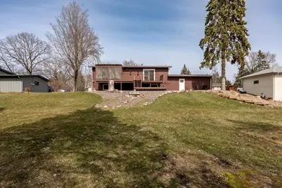 6401 Shingle Creek Drive, Brooklyn Park, MN 55445 - Photo 16