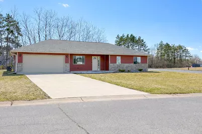 301 13th Street NE, Milaca, MN 56353 - Photo 2