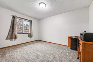 510 N Montgomery Ave, Le Center, MN 56057 - Photo 14