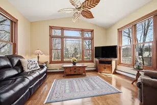 808 Hallam Ave N, Mahtomedi, MN 55115 - Photo 10