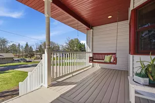 808 Hallam Ave N, Mahtomedi, MN 55115 - Photo 2