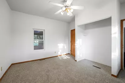 412 Prairie Avenue, Faribault, MN 55021 - Photo 16