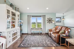 1142 W Edge Pl, New Richmond, WI 54017 - Photo 10