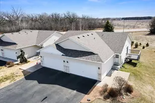 38260 Explorer Cir, North Branch, MN 55056 - Photo 2