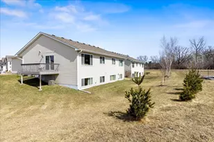 38260 Explorer Cir, North Branch, MN 55056 - Photo 6