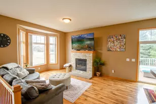 20077 Holt Ave W, Lakeville, MN 55044 - Photo 6