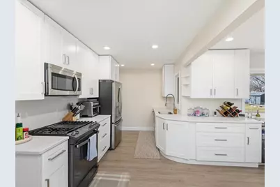 545 Orchid Lane N, Plymouth, MN 55447 - Photo 8