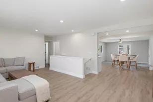 545 Orchid Ln N, Plymouth, MN 55447 - Photo 2