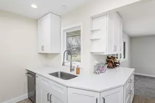 545 Orchid Ln N, Plymouth, MN 55447 - Photo 10