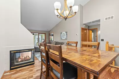 14621 Embassy Avenue, Apple Valley, MN 55124 - Photo 6