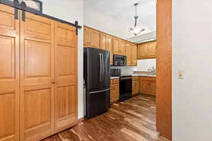 14621 Embassy Ave, Apple Valley, MN 55124 - Photo 8