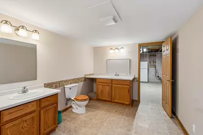 505 Holly Lane N, Oakdale, MN 55128 - Photo 28