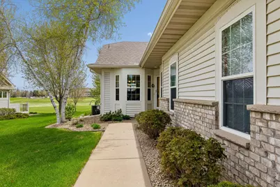 505 Holly Lane N, Oakdale, MN 55128 - Photo 4