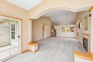 505 Holly Ln N, Oakdale, MN 55128 - Photo 16