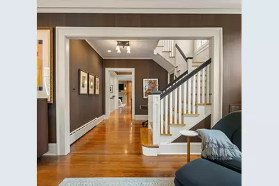 2554 W Lake Of The Isles Parkway, Minneapolis, MN 55405 - Photo 18