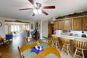 1412 Regency Ln, Albert Lea, MN 56007 - Photo 8