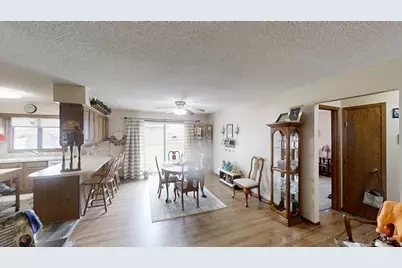 1412 Regency Lane, Albert Lea, MN 56007 - Photo 6