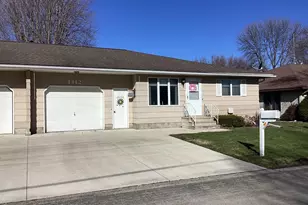 1412 Regency Ln, Albert Lea, MN 56007 - Photo 1