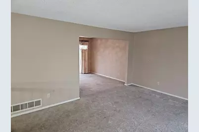 30 16th Avenue SW, New Brighton, MN 55112 - Photo 4