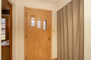 709 Shakopee Ave E, Shakopee, MN 55379 - Photo 4