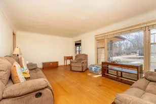 709 Shakopee Ave E, Shakopee, MN 55379 - Photo 6