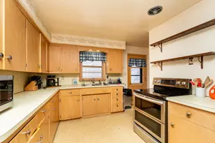 709 Shakopee Ave E, Shakopee, MN 55379 - Photo 10