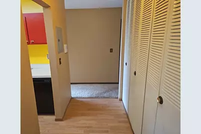 2800 Hillsboro Avenue N #307, New Hope, MN 55427 - Photo 14