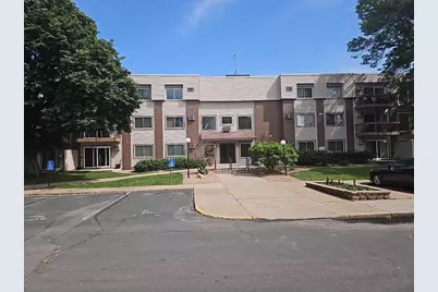 2800 Hillsboro Avenue N #307, New Hope, MN 55427 - Photo 2
