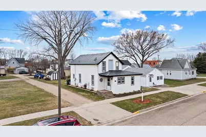 105 E McQuestion Street, Ghent, MN 56239 - Photo 2