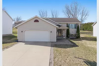 604 4th Street NE, Byron, MN 55920 - Photo 2