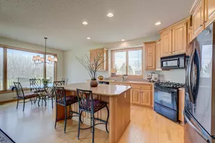 10540 Pinnacle Way, Woodbury, MN 55129 - Photo 10