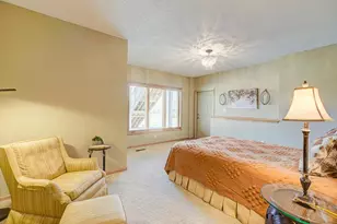 10540 Pinnacle Way, Woodbury, MN 55129 - Photo 32