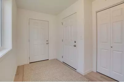 2517 36th Avenue S, Moorhead, MN 56560 - Photo 2