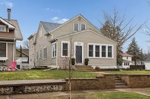 363 Macalester St, Saint Paul, MN 55105 - Photo 1