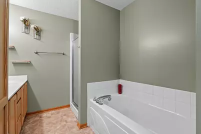 8195 Darcy Lane, Inver Grove Heights, MN 55076 - Photo 24