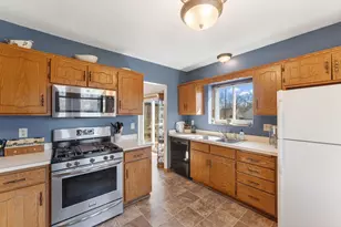 135 Old County Rd C E, Little Canada, MN 55117 - Photo 8