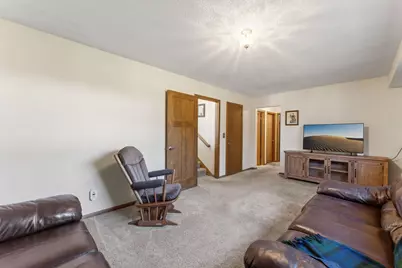 135 Old County Road C E, Little Canada, MN 55117 - Photo 16