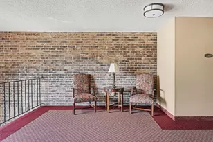 2200 Midland Grove Rd, Roseville, MN 55113 - Photo 20