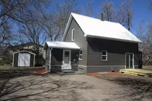 704 Prairie Ln SW, Alexandria, MN 56308 - Photo 2