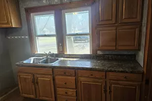 212 S Center St, Ceylon, MN 56121 - Photo 20