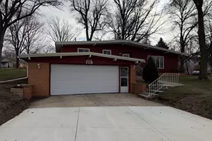 105 7th Street N, Kiester, MN 56051 - Photo 2