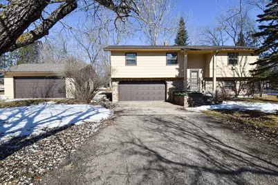 105 Valley View Road, Karlstad, MN 56732 - Photo 1