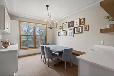 7319 Fawn Hill Road, Chanhassen, MN 55317 - Photo 12