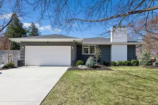 5121 Valley View Rd, Edina, MN 55436 - Photo 4