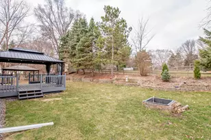 3751 Thomas Ct, Vadnais Heights, MN 55127 - Photo 32