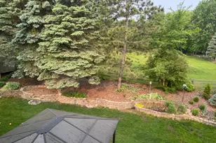 3751 Thomas Ct, Vadnais Heights, MN 55127 - Photo 34