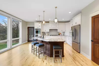 18928 Katrine Court, Lakeville, MN 55044 - Photo 8