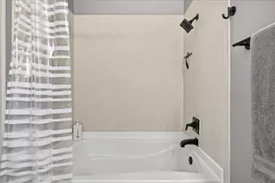 5601 Smetana Dr, Hopkins, MN 55343 - Photo 24