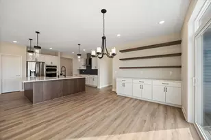 7241 22nd Ave E, Shakopee, MN 55379 - Photo 6