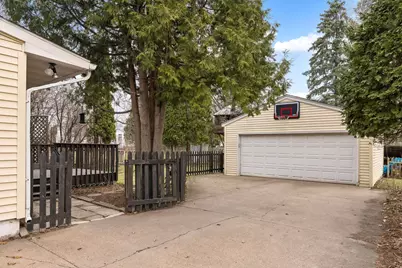 4435 Arthur Street NE, Columbia Heights, MN 55421 - Photo 32